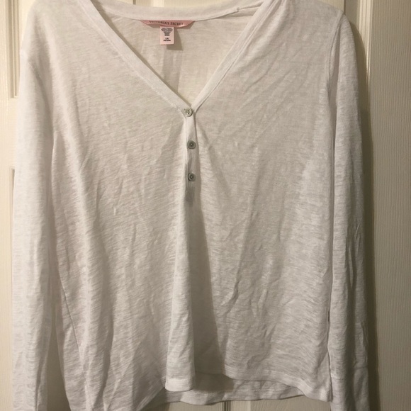 Victoria Secrets size large sleep shirt - Picture 1 of 1